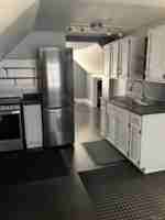 featured image of 1113 Whitney Ave #3