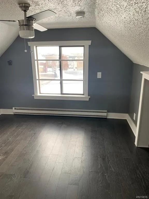 1113 Whitney Ave #3 - Photo 2 of 9