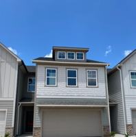 featured image of 328 Mountain Blvd S #7