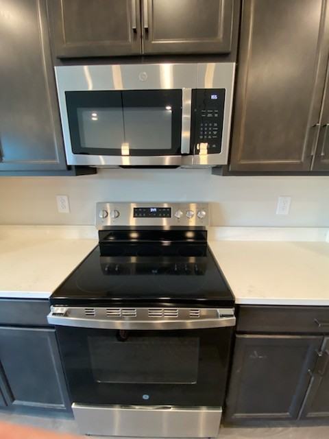 328 Mountain Boulevard South #7 - Photo 4 of 18