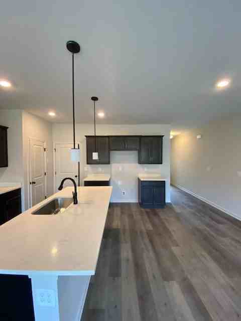 328 Mountain Boulevard South #7 - Photo 5 of 18