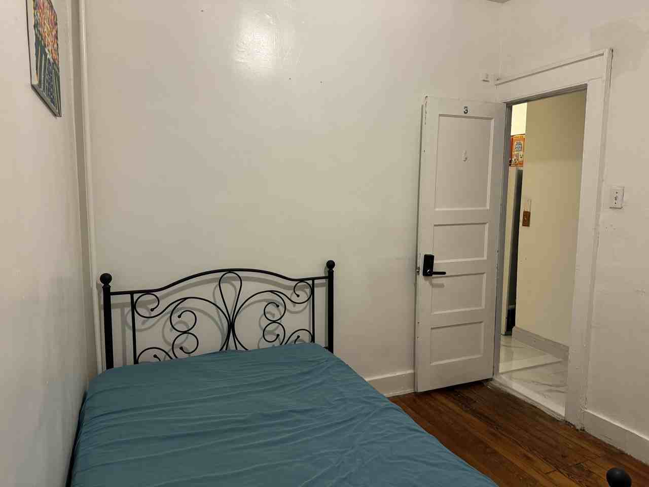 535 E 29th St #E1-3 - Photo 2 of 13