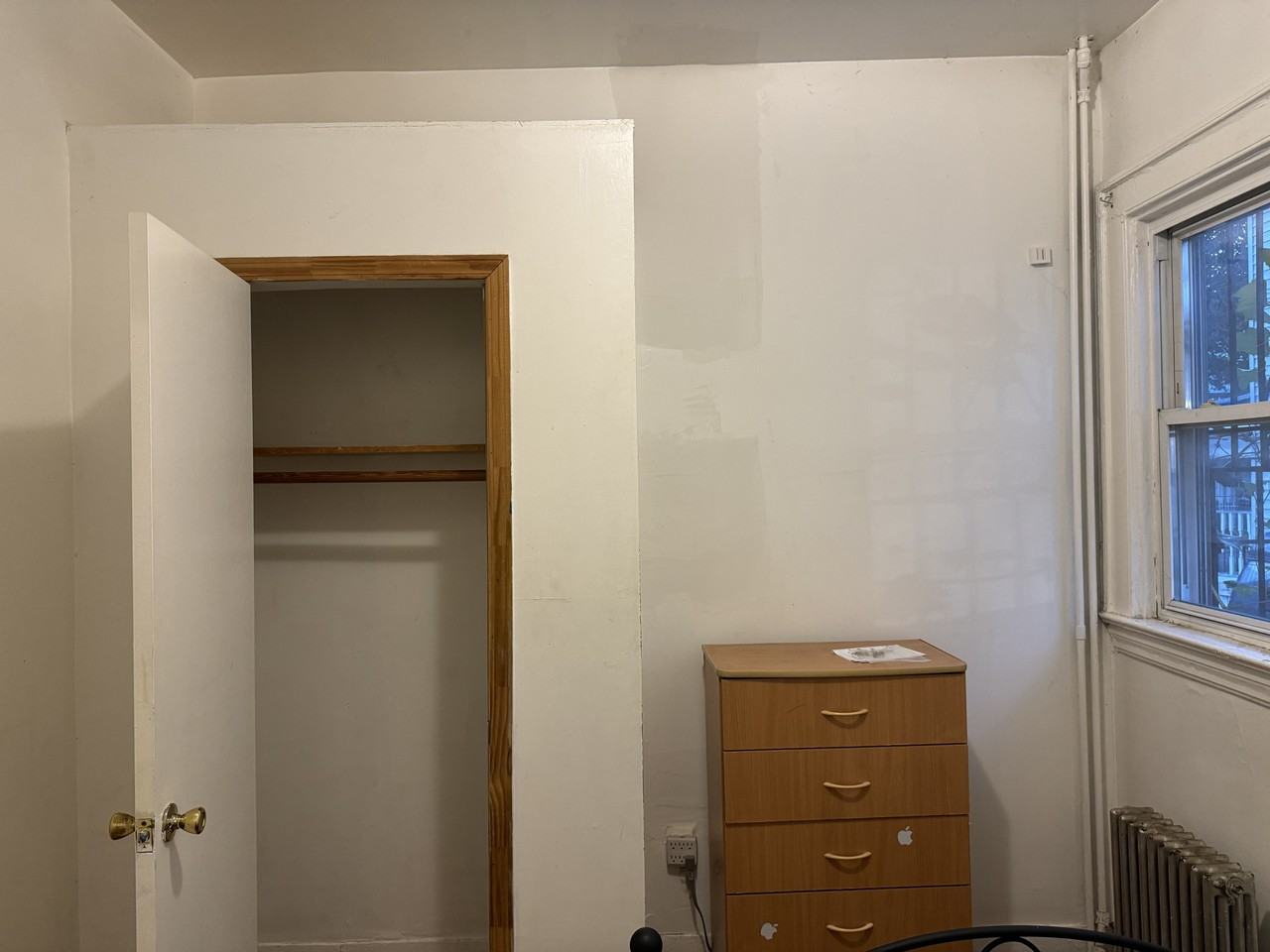 535 E 29th St #E1-3 - Photo 3 of 13