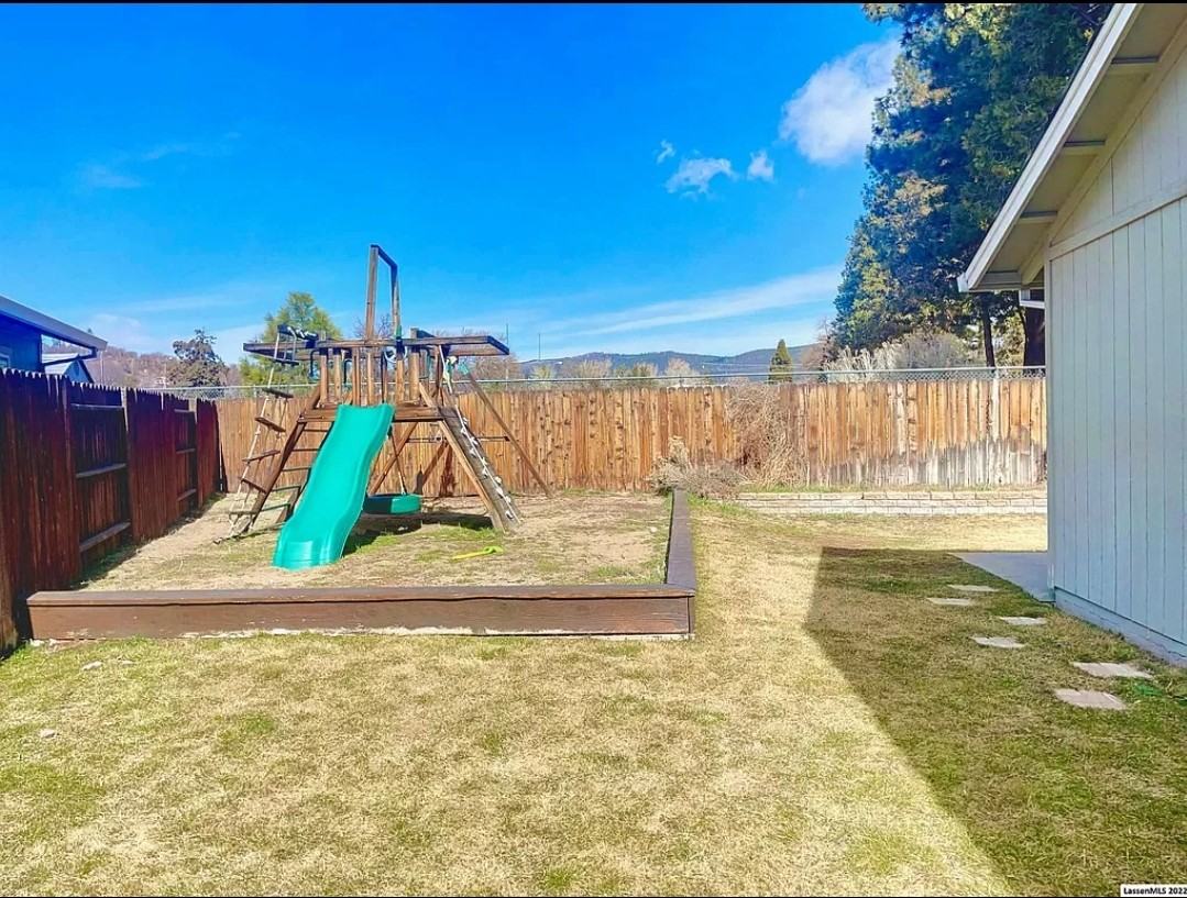 45 Emerald Ct #NA - Photo 2 of 23