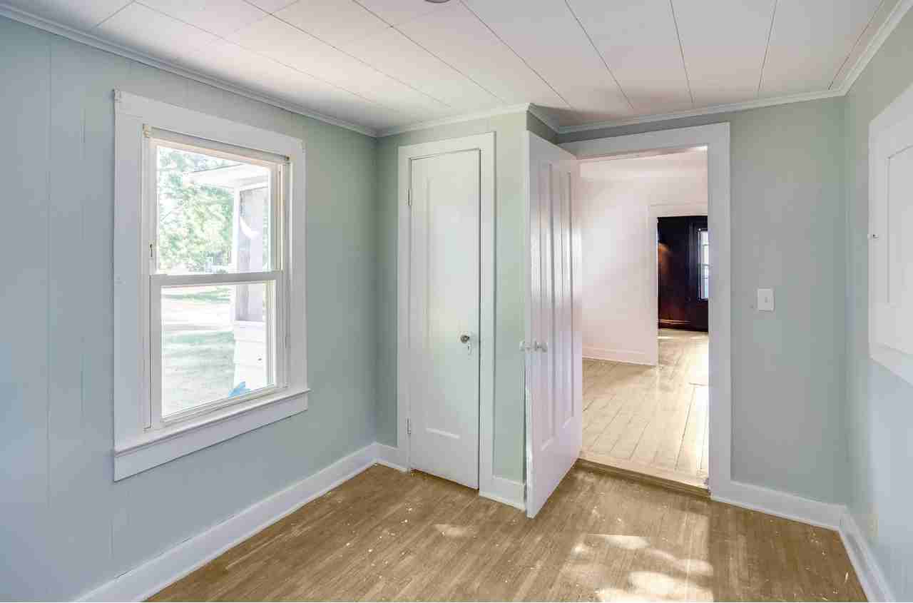 1582 Ridge Rd #NA - Photo 5 of 10