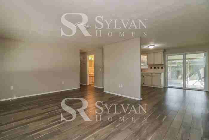 4736 17th St - Photo 3 of 15