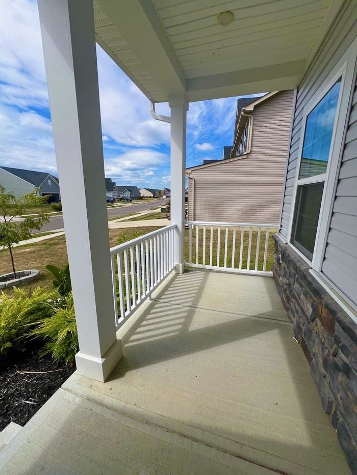 9525 Morris Dr - Photo 2 of 25