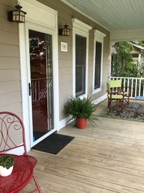 3907 Elkins Ave - Photo 3 of 26