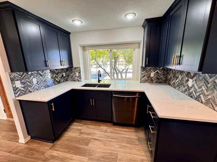 349 Se 7th Ave - Photo 2 of 19