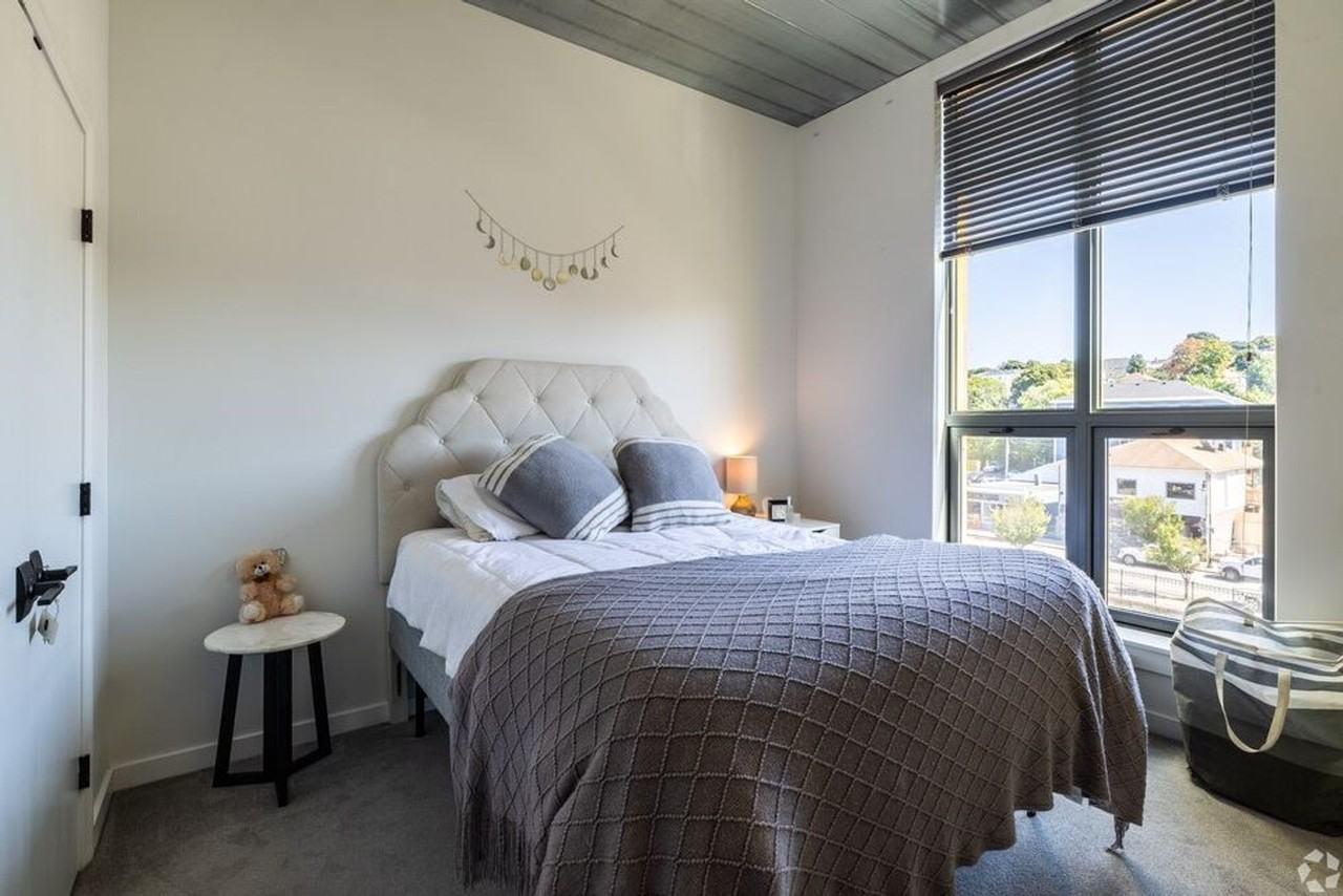 Kelley Square Lofts - Photo 4 of 40