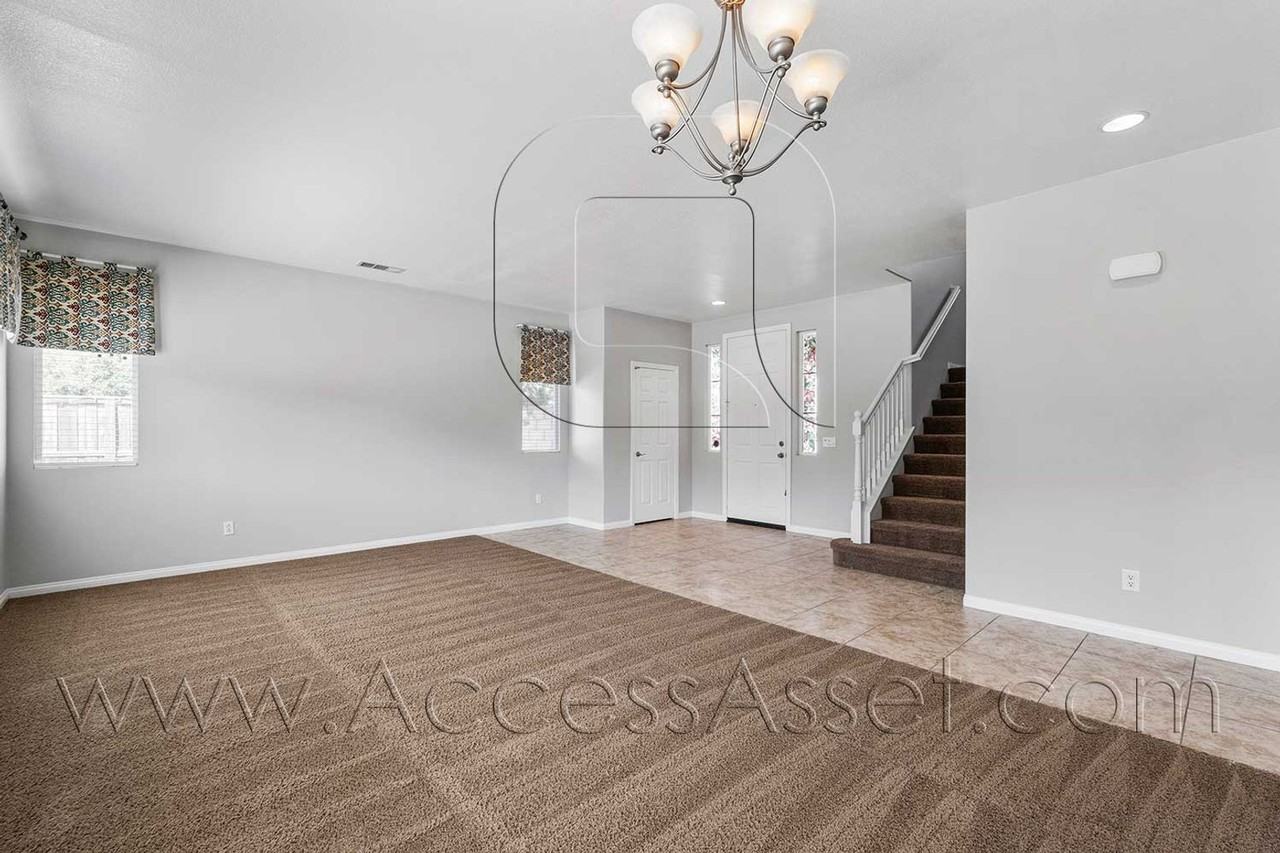 29244 Point Shore Dr - Photo 5 of 35