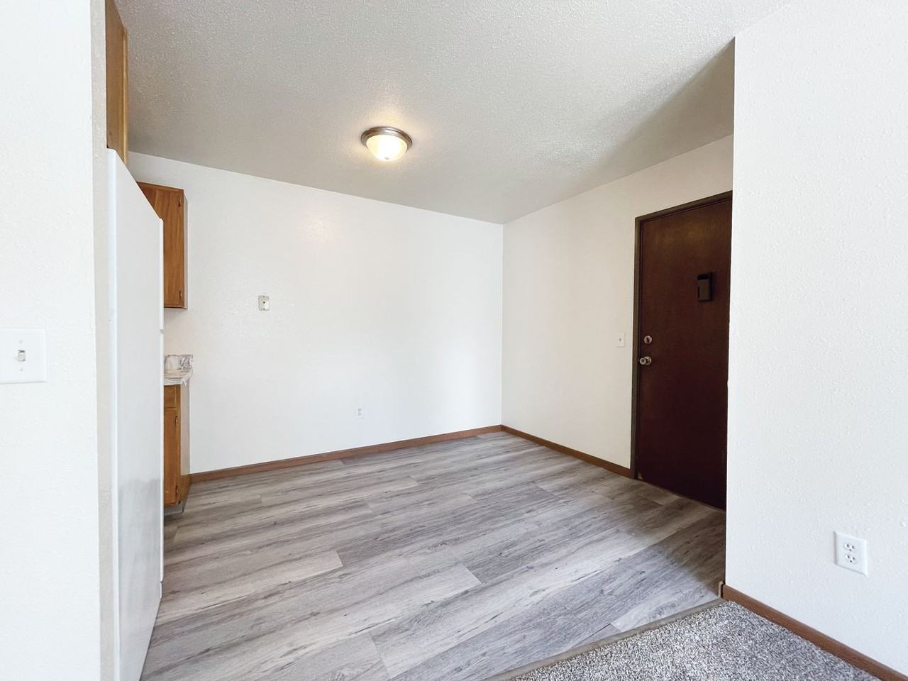 2105 5th St NW - Photo 4 of 14