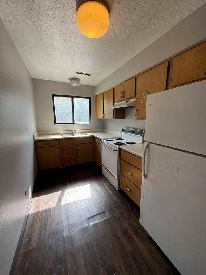 OTE7104 - Photo 3 of 6