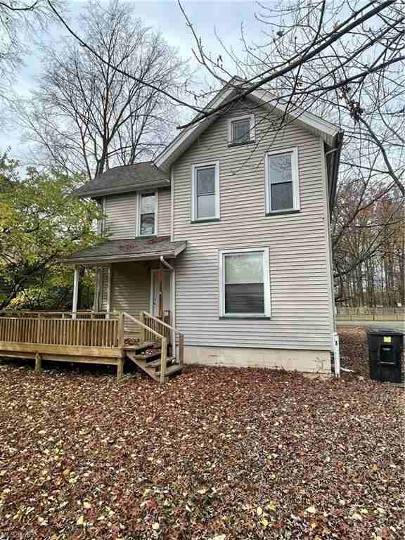 1350 Bingham Avenue Northwest - Photo 2 of 10