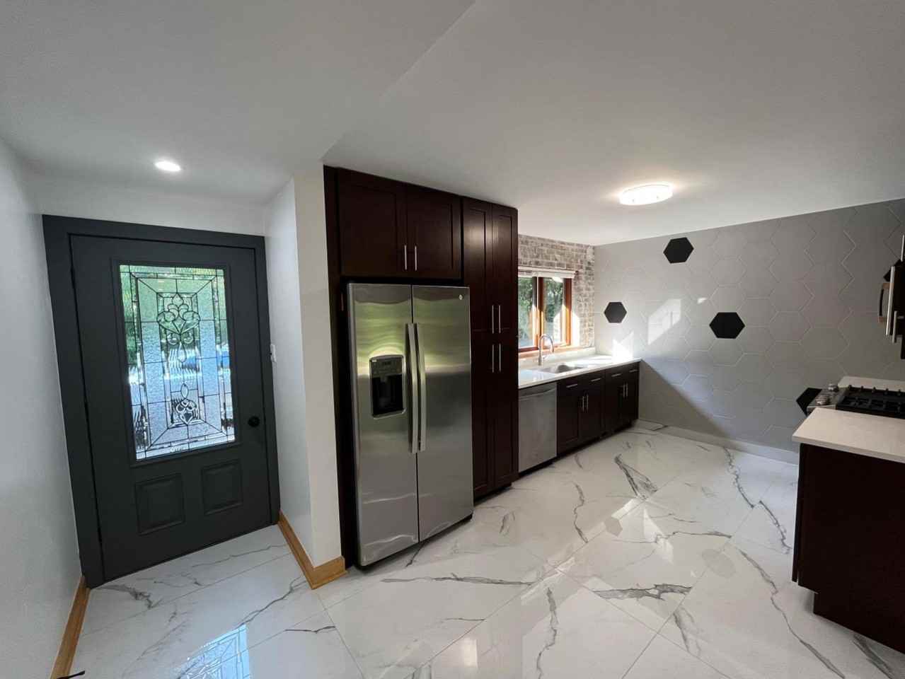 306 Park ave - Photo 2 of 42