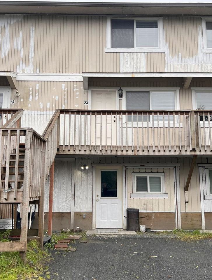 1312 Mylark Ln - Photo 2 of 24