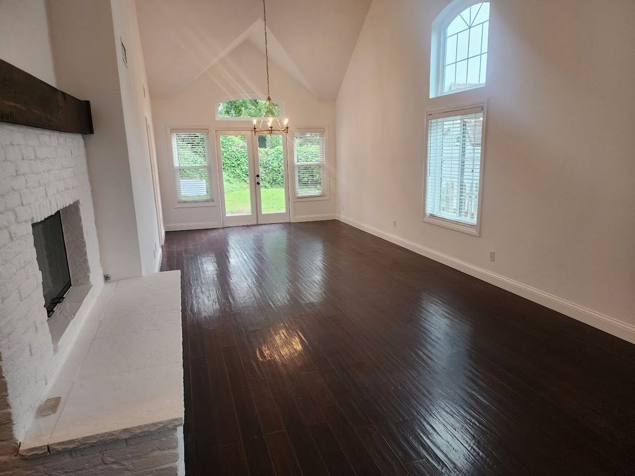 13972 Royal Melbourne Sq - Photo 5 of 30