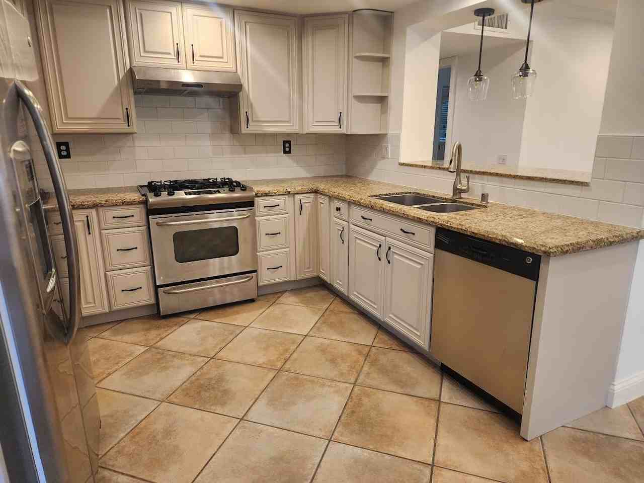 13972 Royal Melbourne Sq - Photo 6 of 30
