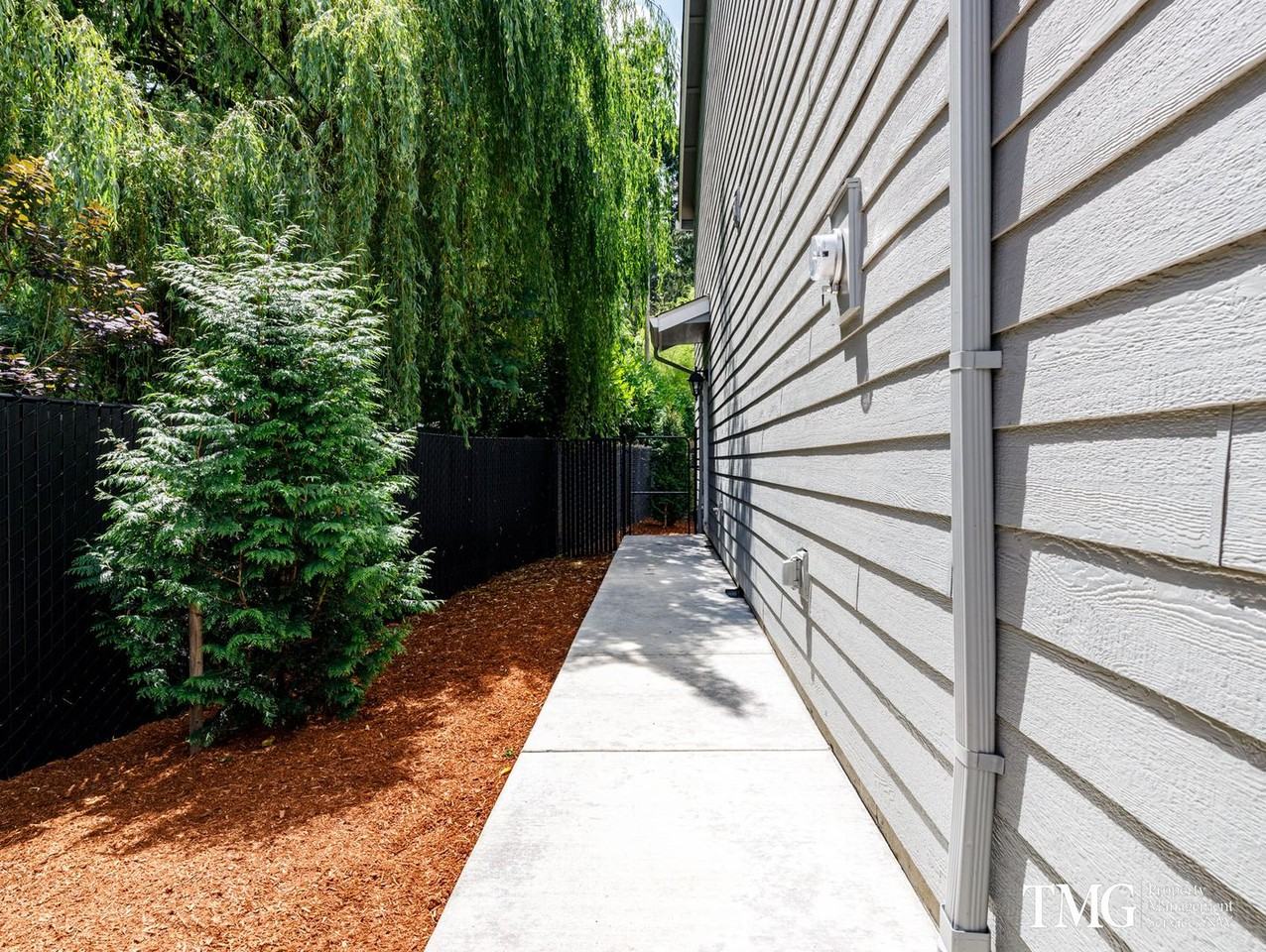 3605 Nicholson Rd - Photo 3 of 19