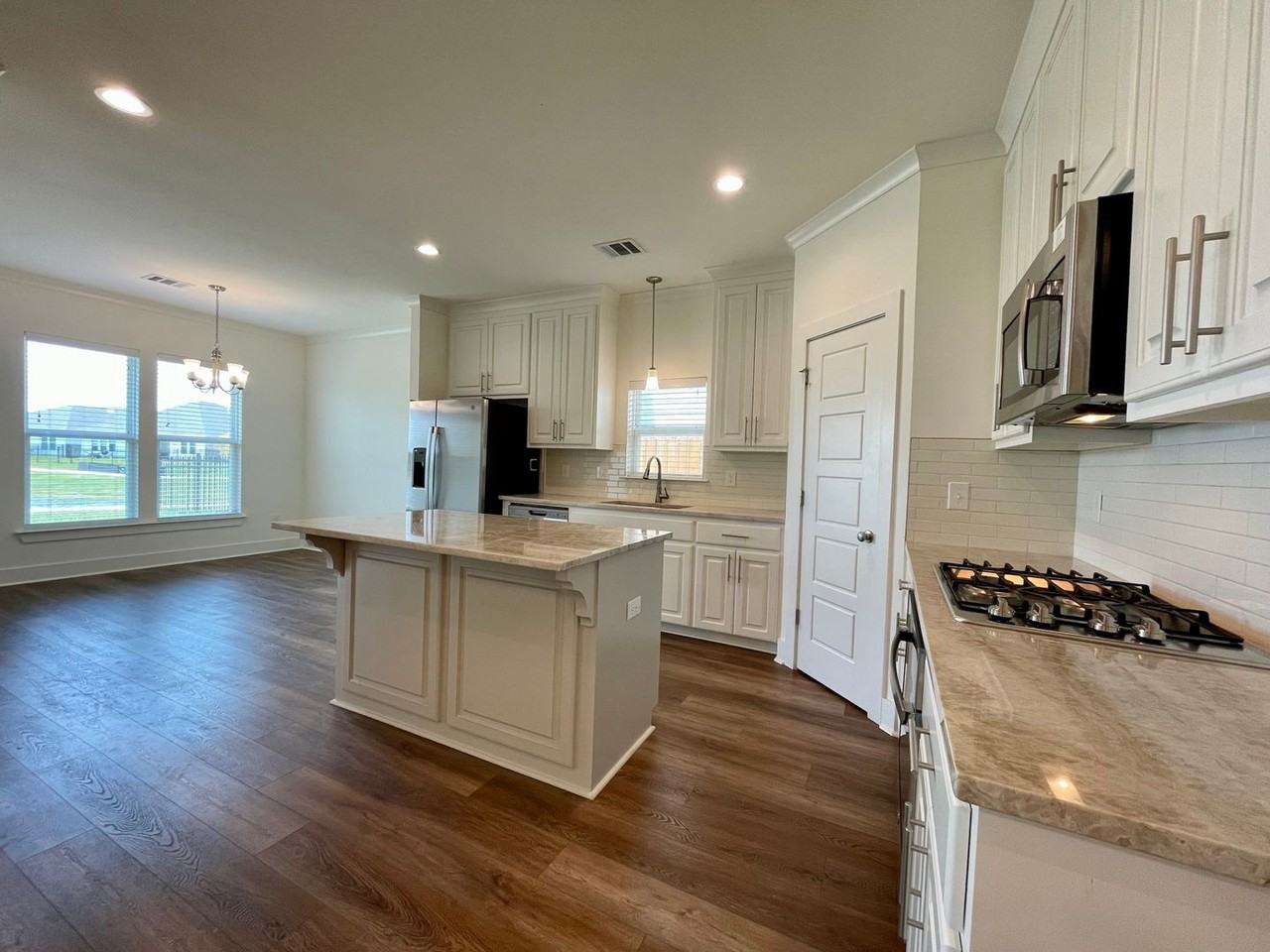 14342 Wally Way - Photo 6 of 21