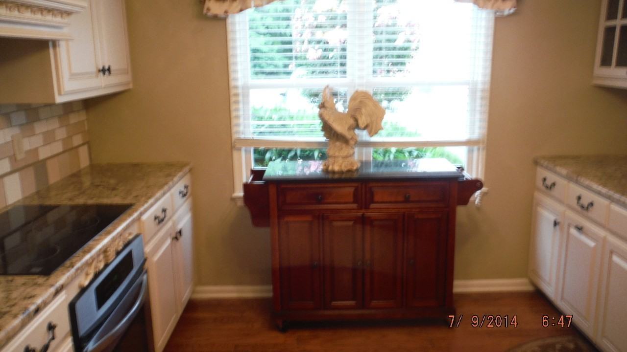 7680 The Points Pl - Photo 2 of 9