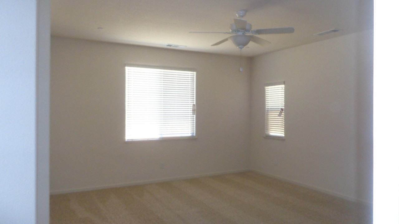 5536 Summerland Dr - Photo 4 of 13