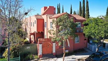 1217 Cedar Ave  