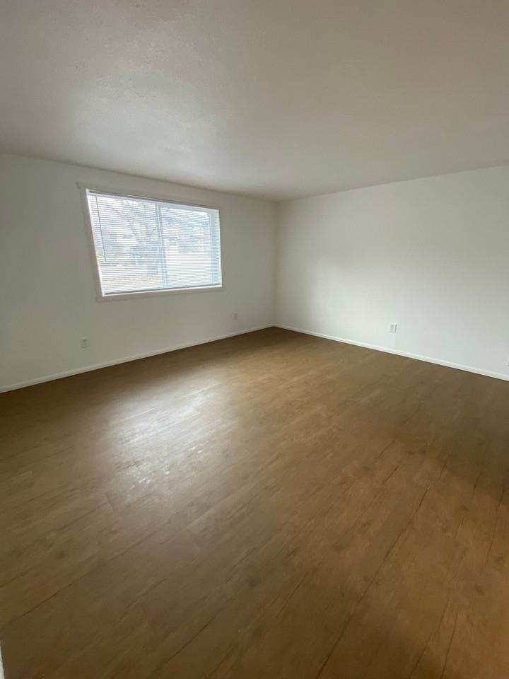 116 Borah Ave - Photo 2 of 23