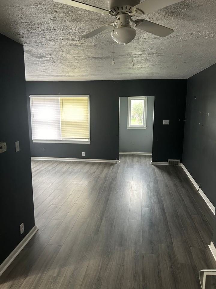 359 Park Blvd - Photo 3 of 9