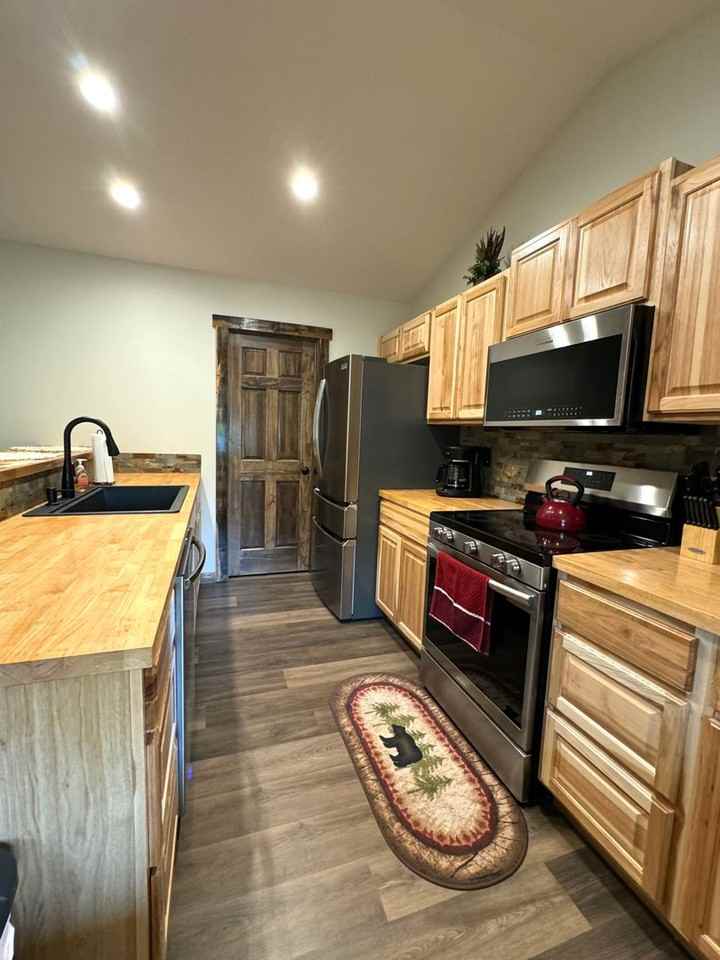 44545 Strawberry Rd - Photo 2 of 16