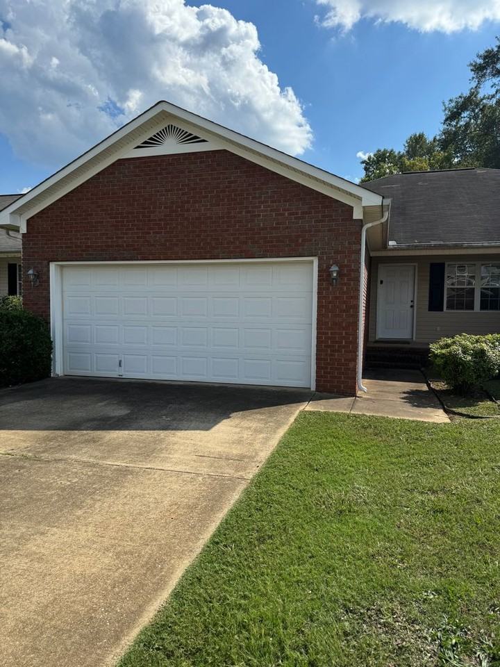 308 Parker Pl - Photo 2 of 21