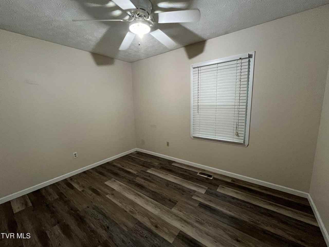 766 Bancroft Chapel Rd - Photo 4 of 13