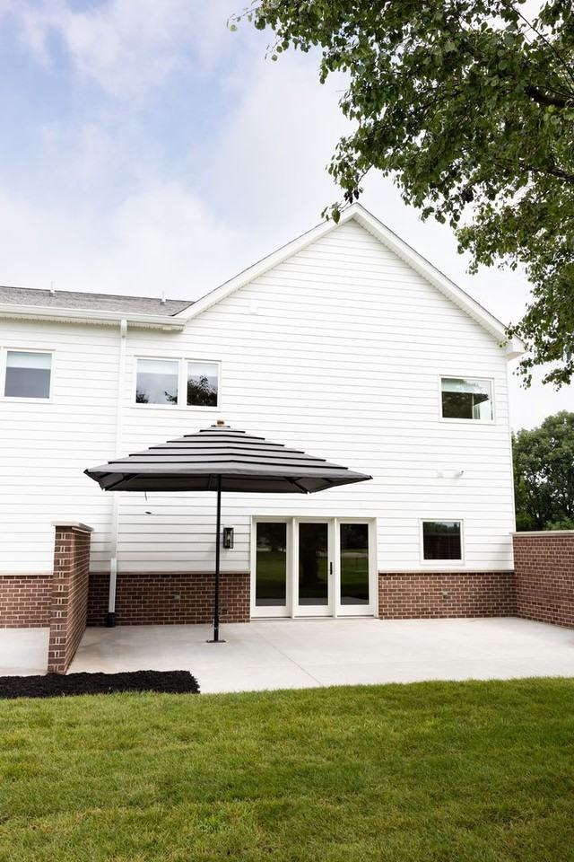 301 W Short St - Photo 2 of 20