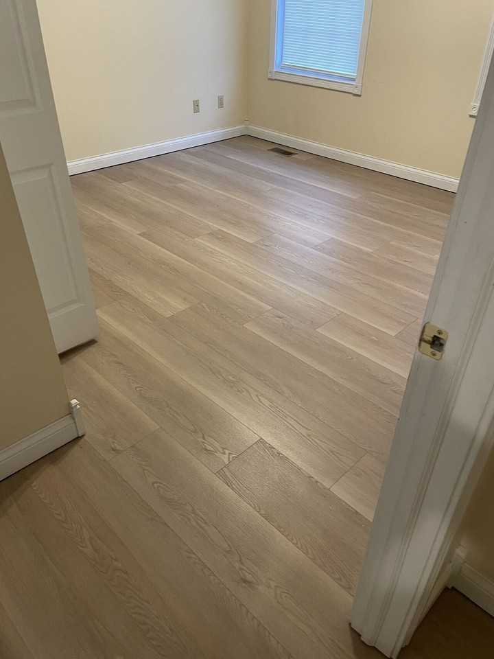 929 S Fenbrook Ct - Photo 2 of 23