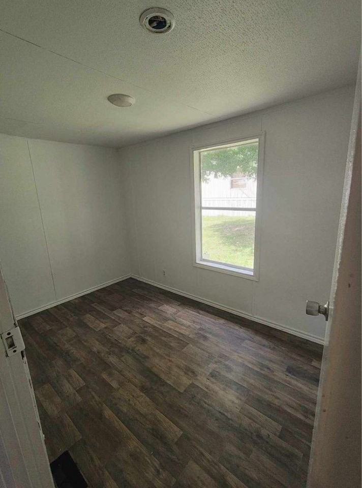 208 Tallie Ct - Photo 5 of 12