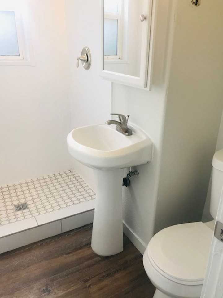 Updated with Stainless steel appliances and air conditioner - Photo 7 of 14