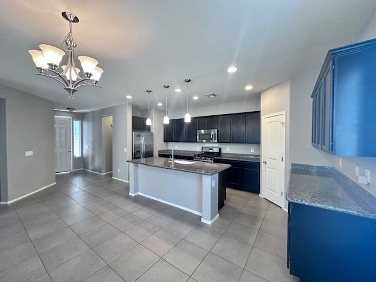 12050 W Hide Trl - Photo 6 of 27