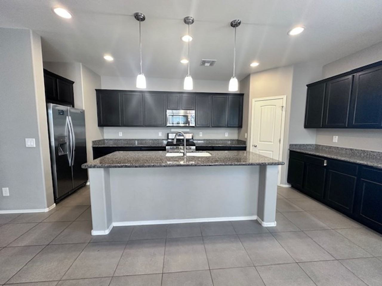 12050 W Hide Trl - Photo 7 of 27