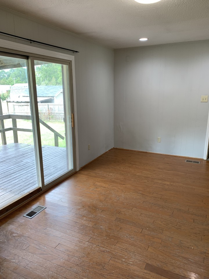 118 Smith Cir #NA - Photo 7 of 17