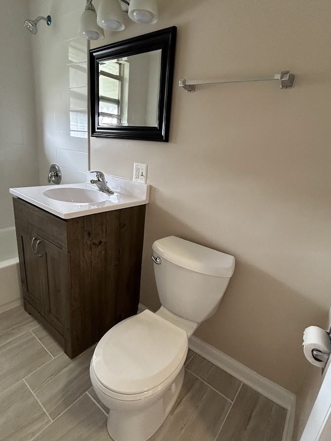 1721 W Steuben St #2 - Photo 2 of 7