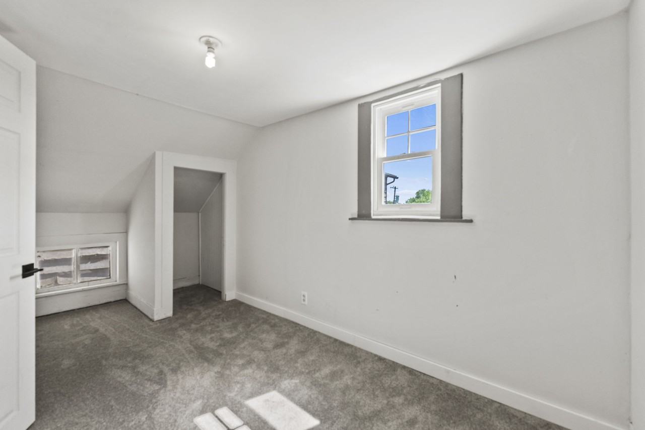 109 N Franklin St #NA - Photo 3 of 18