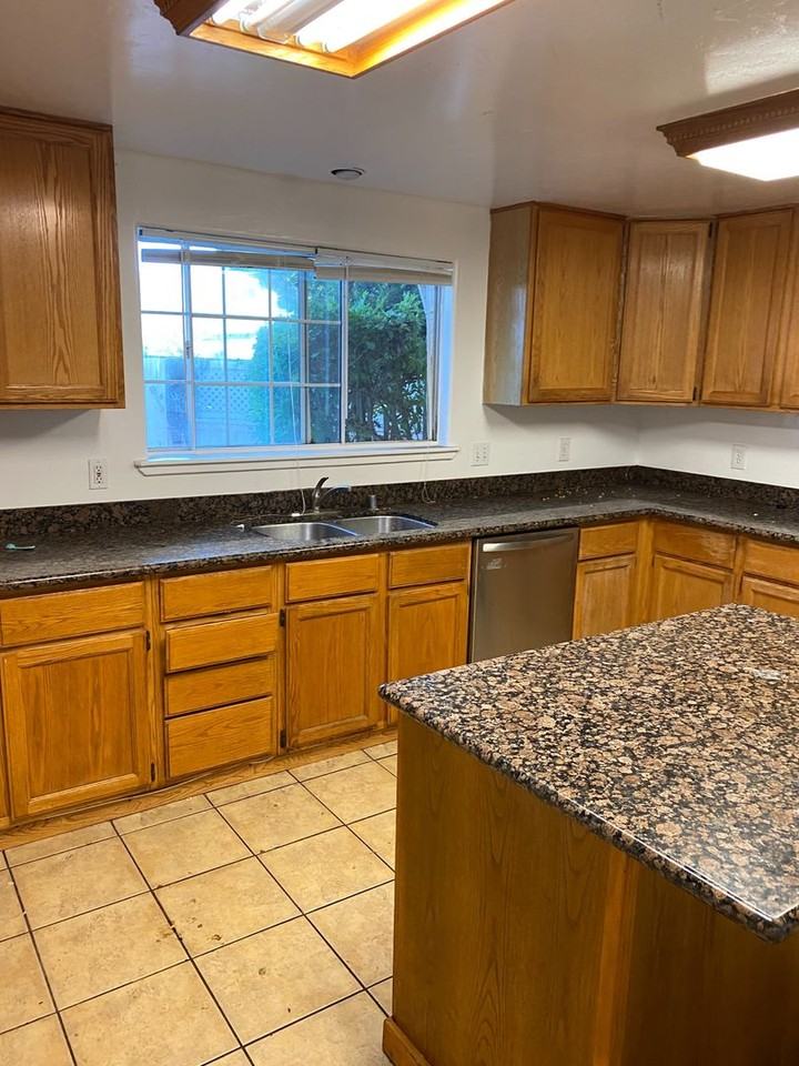 6564 Del Playa - Photo 5 of 50