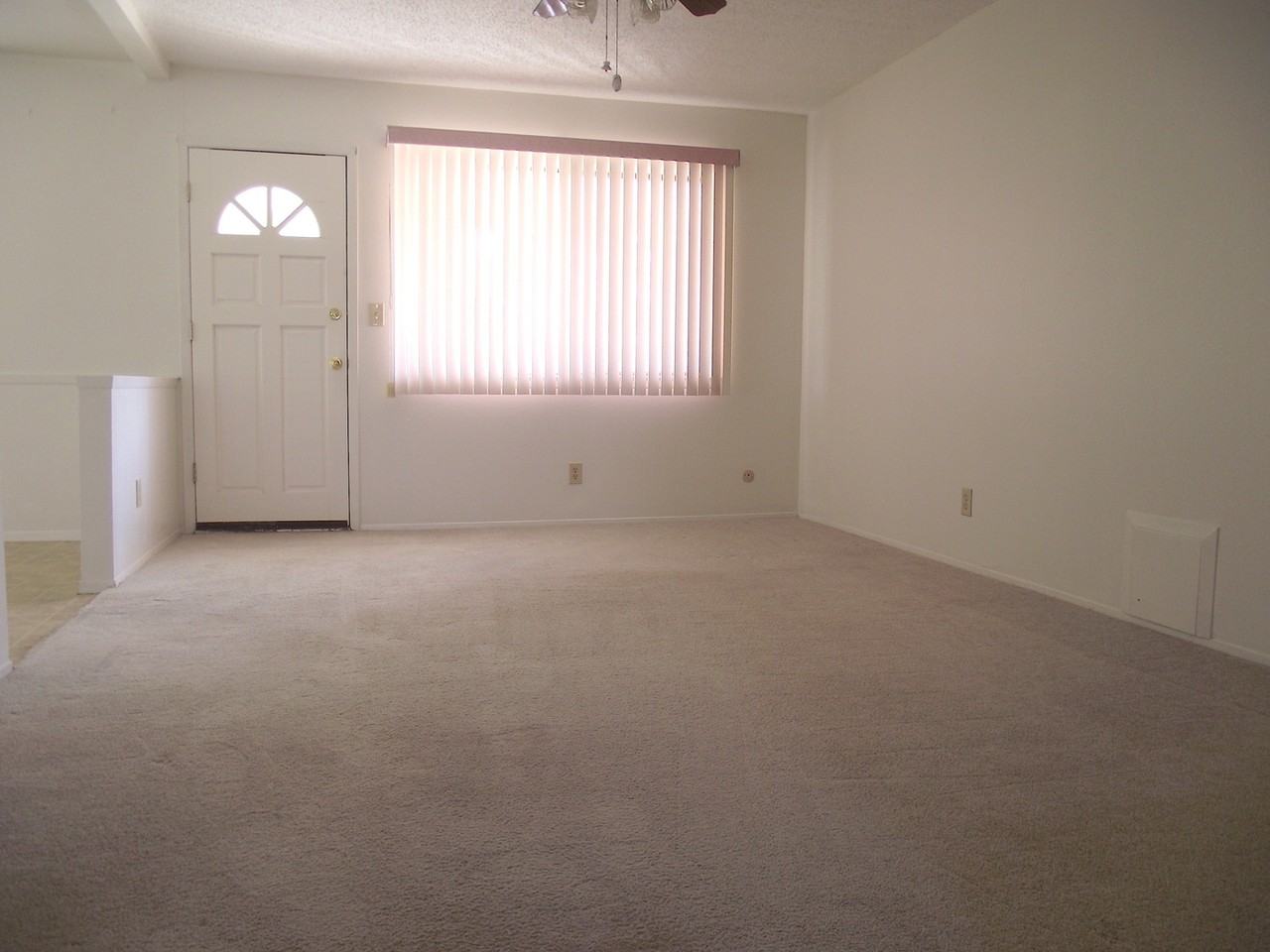 10744 Opalstone St - Photo 2 of 15