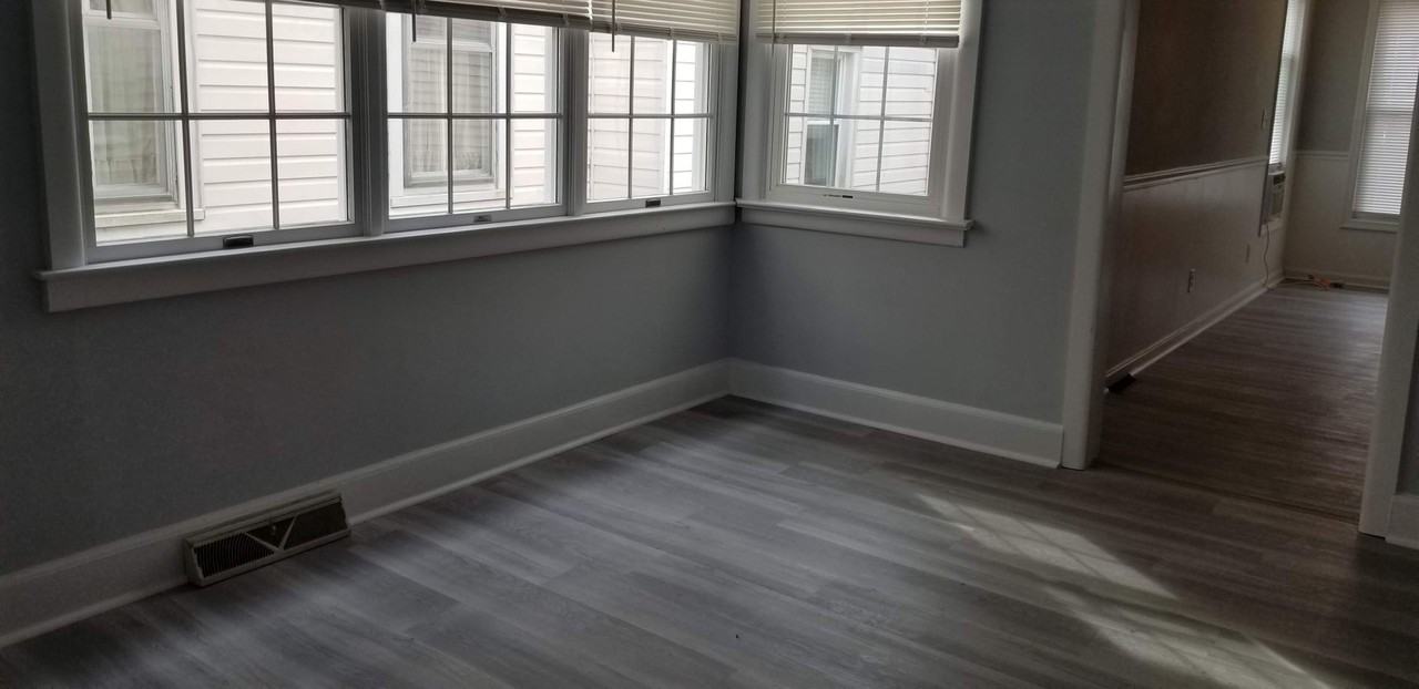 131 N Main St - Photo 6 of 21