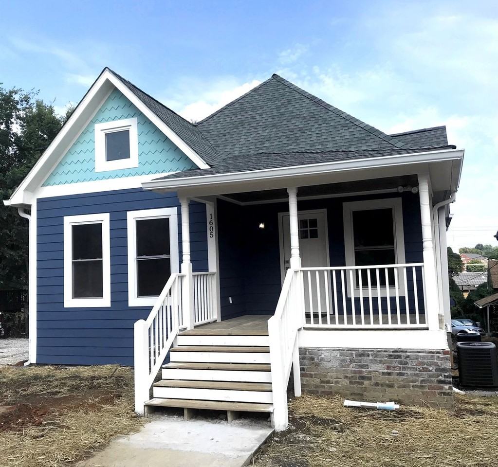 1605 Forest Ave - Photo 2 of 24