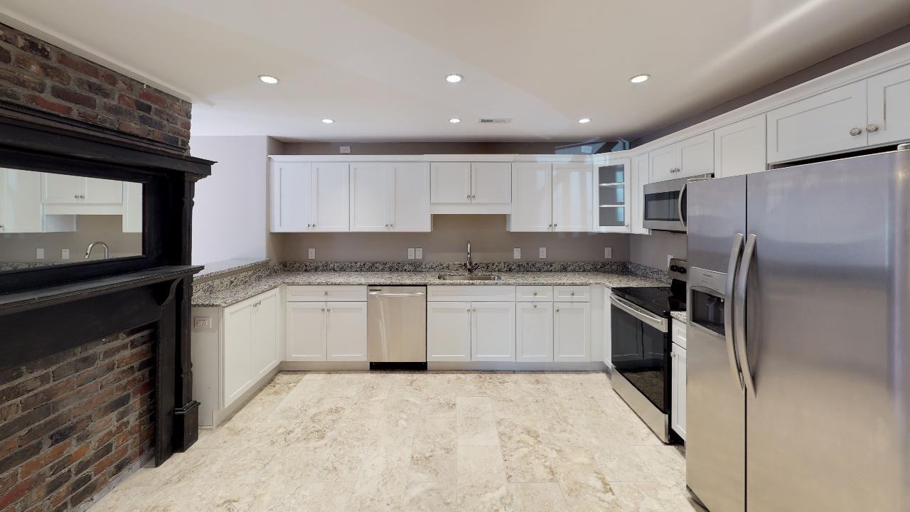 1605 Forest Ave - Photo 3 of 24