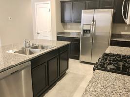 featured image of 4151 Summit Park Rd Ne