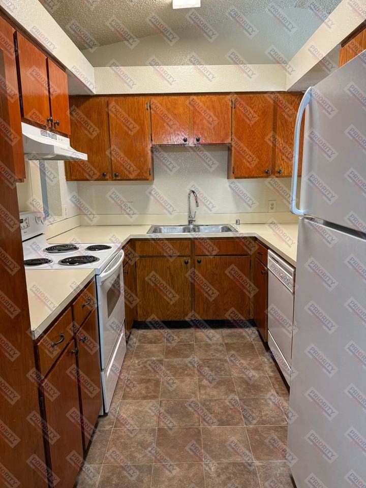 347 Westhills Loop - Photo 2 of 14