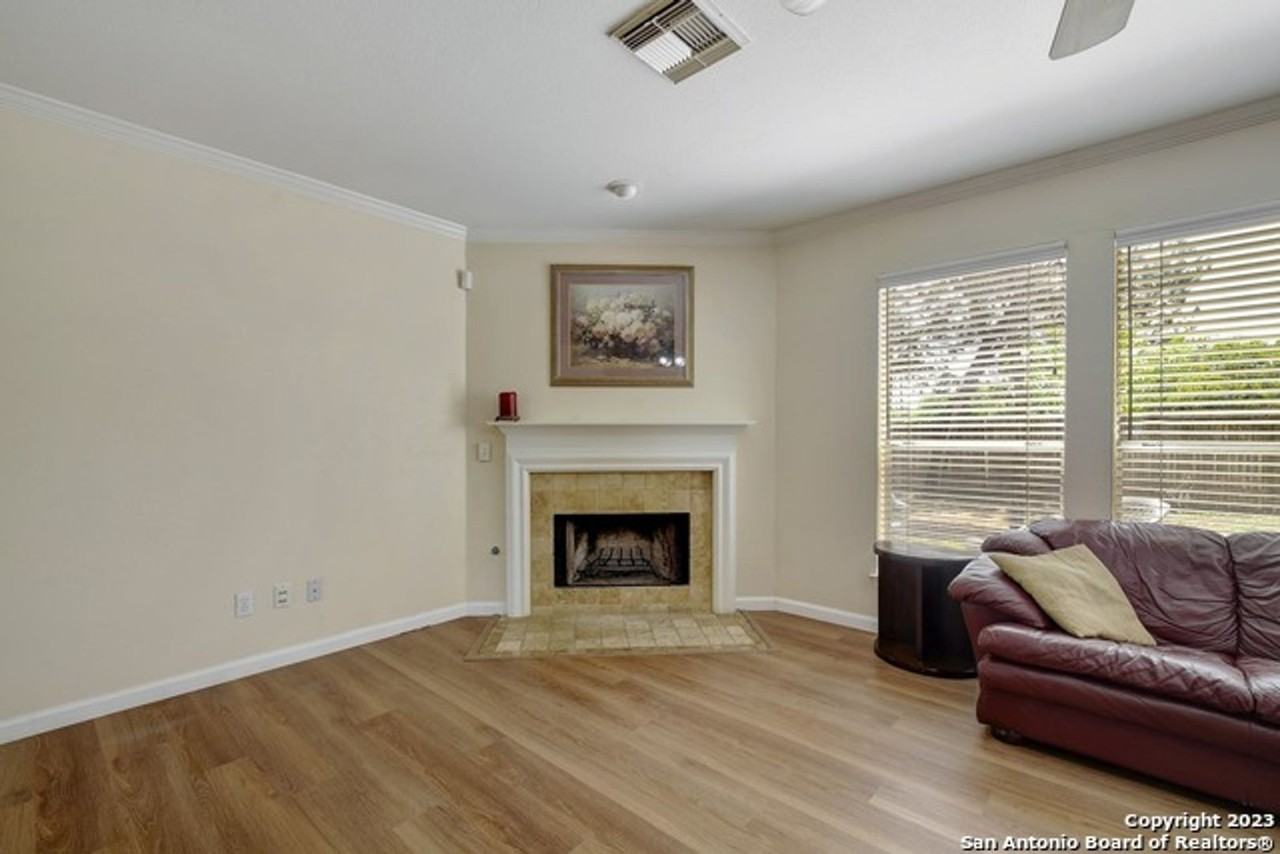 16 Claybrook - Photo 6 of 26