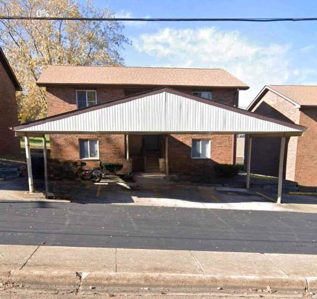 Donald - Photo 2 of 11